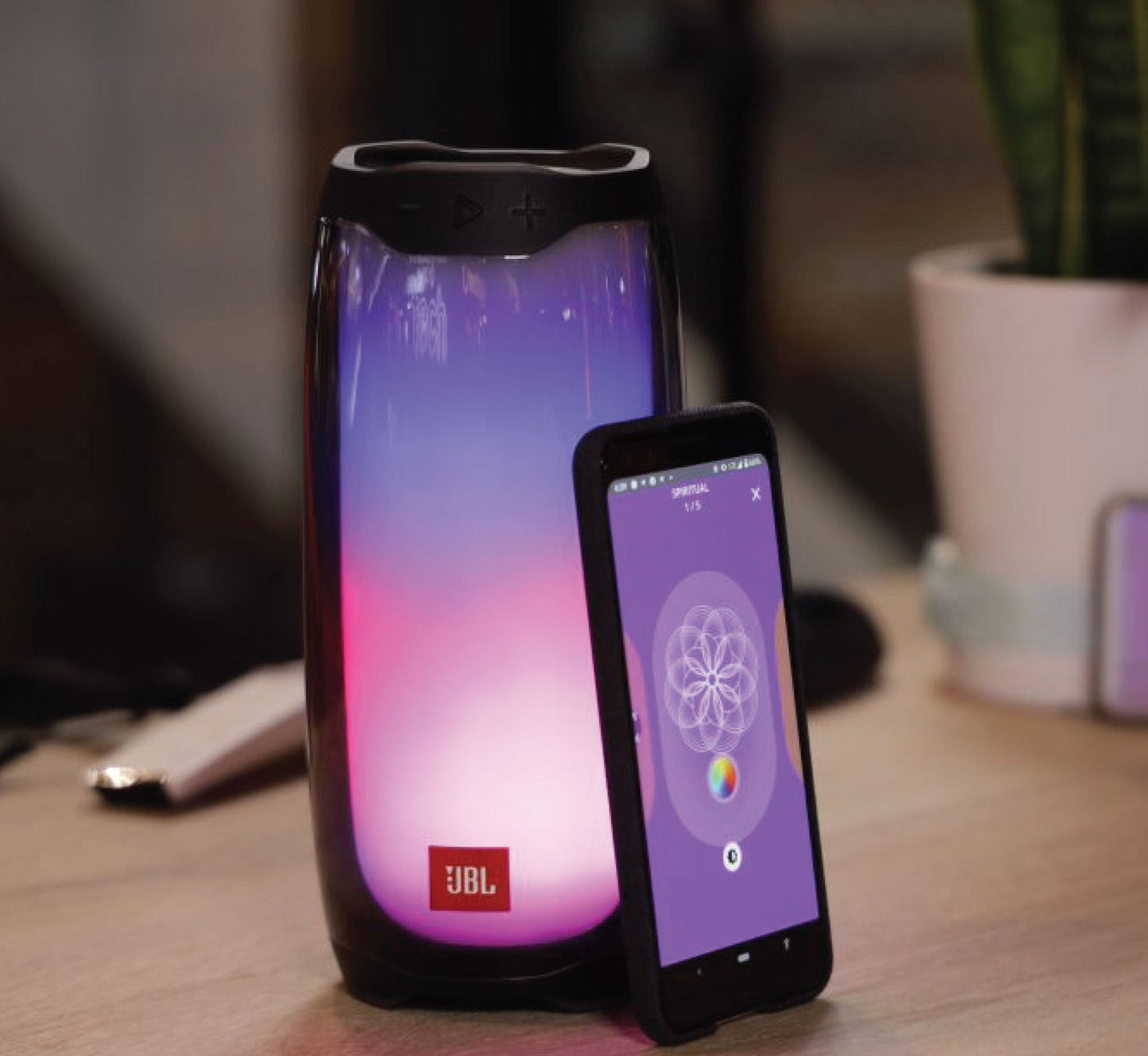 JBL Pulse 4 in Black Colour - PineApple